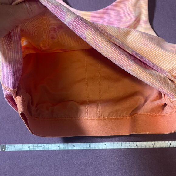 Athleta conscious textured crop in spray dye island coral/vintage plum - Small - Picture 4 of 8